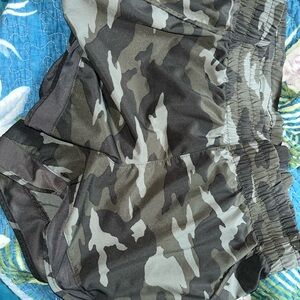 Racer run athleta camo shorts